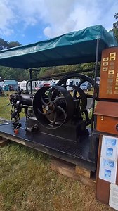 Hornsby Oil engine at The Strumpshaw Trosh 2025 The all new online publication powered by the enthusiasts themselves!! Be sure to follow the page and keep up to date with what's happening. https://vintageengineenthusiast.com/ #vintageengineenthusiast | Vintage Engine Enthusiast