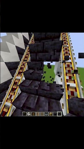 Minecraft : How To Make Working Escalator In Minecraft #minecraft #minecraftguide#minecraftbuilding