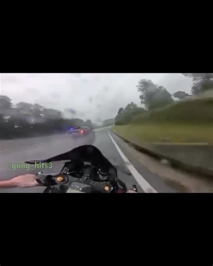 L.I. New York Bikelife 🗽 on Instagram: "Mannnnn Whattttt !? 😯😯😯"