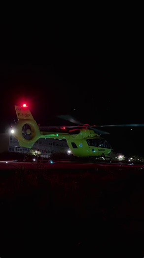 Décollage de nuit H145 du SAMU 86 — départ de Saintes vers Poitiers