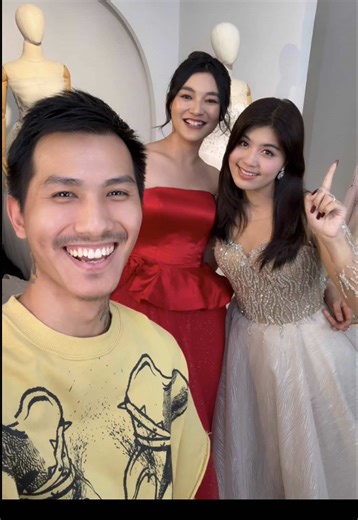 အမ Soe Pyae Thazin Facebook page မှာ Live လေး လာနေပြီနော် ✨🫶 @Soe Pyae Thazin @LOUVRE Clothing @Li Li Kyaw Khaing 🇲🇲 #DirLi #AKSO #LLKK