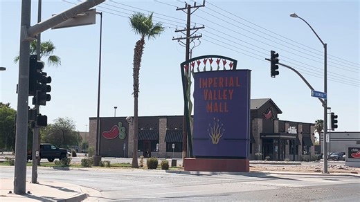 Imperial Valley Mall to host fashion show for back to school season