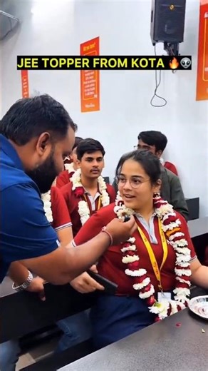 Toppers chose keypad phones over smartphones & avoided distraction ☠️🗿