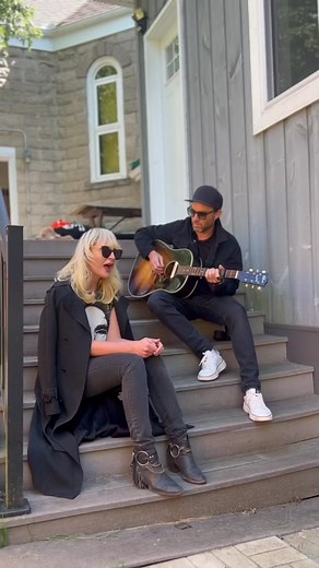 A little acoustic rendition of our song Gold, Guns, Girls ✨ #acoustic #nimona