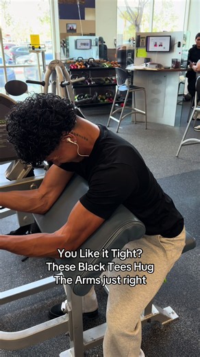 Slim Fit Black Gym Tees for Men