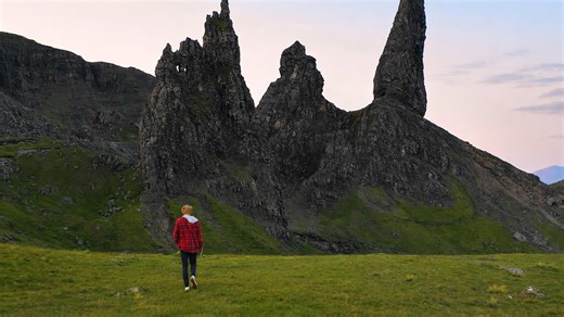 Discover hidden gems and famous landmarks of the British Isles