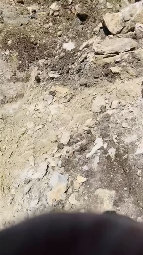 Degree Supply Energy on Instagram: "Open-cast (or surface) mining involves extracting chrome ore directly from the surface, rather than underground. • Suitable for shallow ore bodies with low overburden."