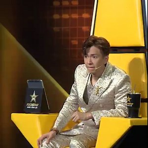 19M views · 242K reactions | Nghe tiếng rubik tạch tạch mà hồi hộp...