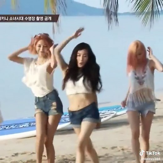 Girls' Generation Pool Party Music Video