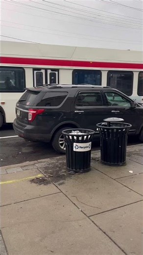 Septa Bus New Flyers DE40LFR #8495