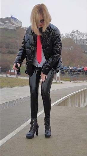 Latex leggings and long nails shine #shorts
