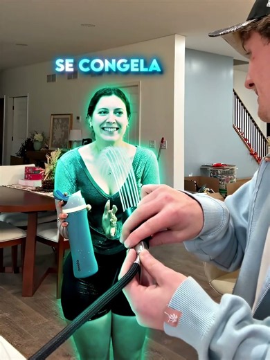 Ella lo venció en su propi juego