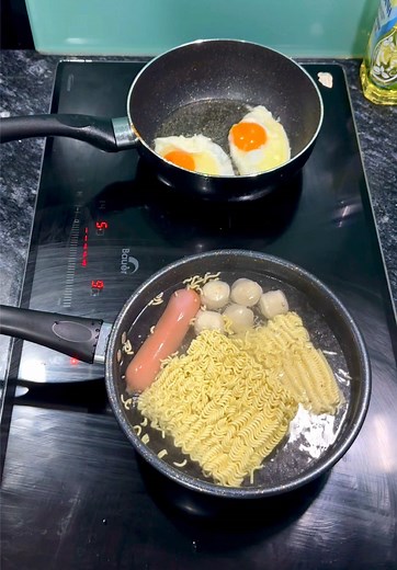 Mì trộn Indomie - ý tưởng kinh doanh tiệm mì online