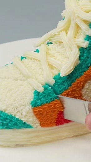 Sport NIKE SHOES Cake Decorating