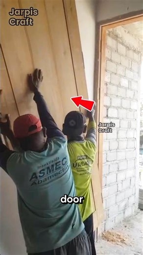 Simple Door Hinge Installation Trick #lifehacks #woodworking