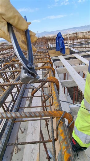 comment il faut attacher les cadres