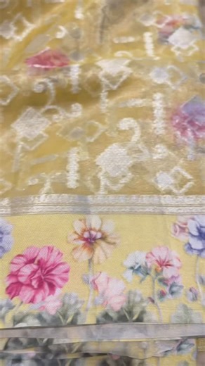 Veni Threads on Instagram: "Our tissue sarees with beautiful floral digital print borders and passive digital prints and silver zari weaved motifs in the body.. with rich pallu and monochrome brocade blouses with digital prints.. priced at 12000/- For orders kindly DM us or WhatsApp on 9459559555 #venithreads#saree#sareelove#banaras#designer"