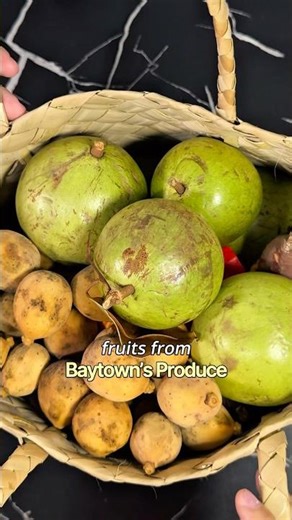 No more sugary snacks when you have these beautiful fruits on the table from Baytown’’s Produce. 🧺