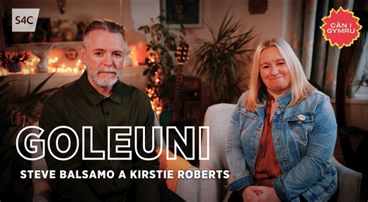 Yr hanes tu ôl i 'Goleuni' gan Steve Balsamo a Kirstie Roberts - un o'r wyth cân sydd wedi cyrraedd rownd derfynol Cân i Gymru 2024 🏴󠁧󠁢󠁷󠁬󠁳󠁿 Dyma’r trydydd tro i un o ganeuon Steve gyrraedd rownd derfynol y gystadleuaeth 🙌 #cig2024 | S4C