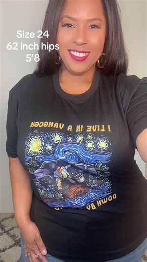 Best Plus Size Fashion: T-Shirts and Dresses