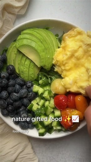 9/100 healthy people ♥️📈. NATURE GIFTED FOOD ♥️. #shorts