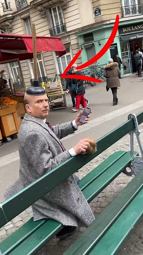 Plunger Prank on Bald guy in Paris! #reels #prank #funny | Julien Magic