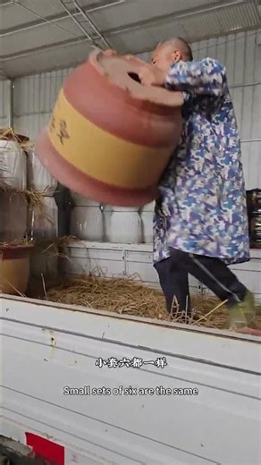 Big Clay Flower Pot UnloadingHeavy Ceramic Pot DeliverySkilled Workers