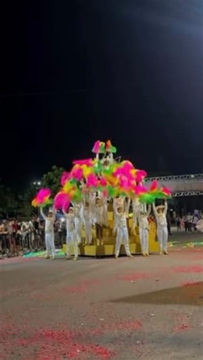 Color Guard Nova Geração on Instagram: "Entramos em cena com a alma acesa e saímos consagrados campeões baianos invictos. Esse é o Pelotão Coreográfico da Nova Geração: garra, arte e história em cada passo. #colorguard #bandamarcial #afab #coreografico #fanfarreiros #colorguardnovageração #foryou #campeonato #novageração #invictos"
