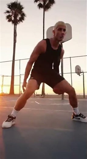 Fastest basketball dribbler in the world? 🏀 #streetball #basketball #dribbling #aisports #aishorts