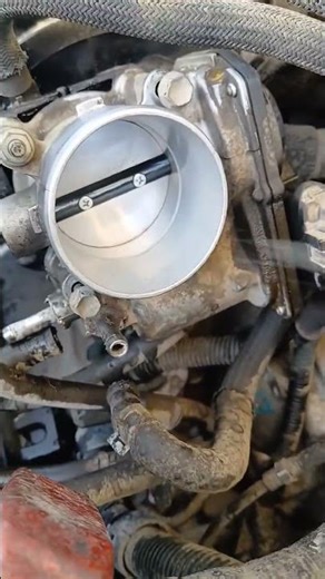 best and easiest way to clean the throttle body💡 average issues solve
