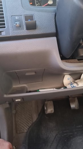 Hyundai Getz | Cambio de fusible.#fusibles�� #coches #mecamica #encasa #hyndai #getz