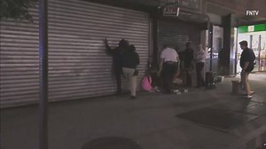 315K views · 2.8K reactions | Video shows some of the looting taking place in Midtown Manhattan on Monday night. | FOX 5 NY | Facebook