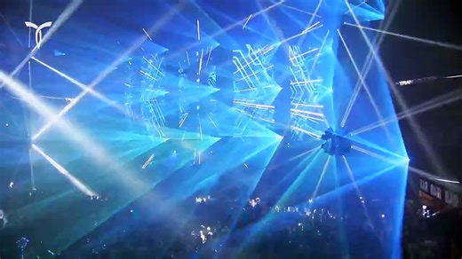 KEY4050 - Good Morning (Live at Transmission Prague 2019) [4K]