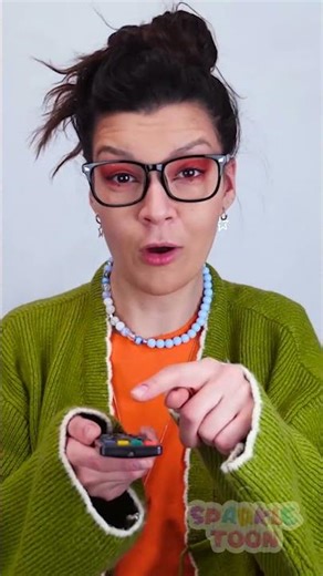 🎭📦 Turn Cardboard into a Funny TV Game! ✨ #Lesson #DIY #Kids