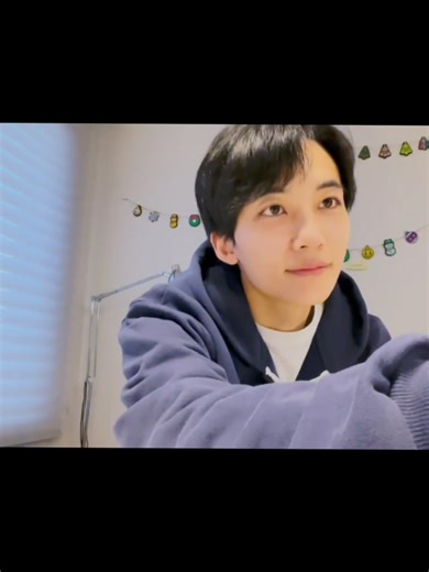 Ini kayak apasih namanya 😭 #yoonjeonghan #jeonghan #jeonghansvt #fyp #seventeen