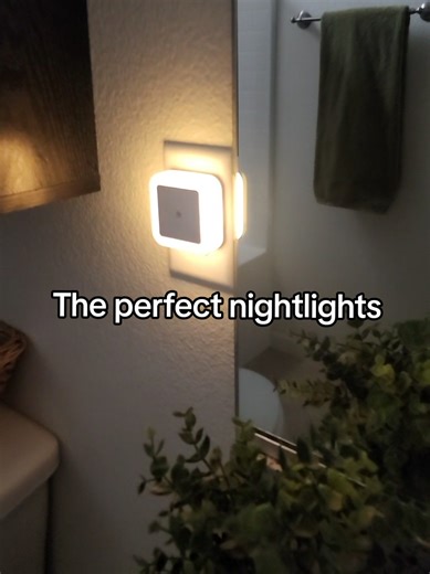 Smart Nightlights That Automatically Adjust Brightness