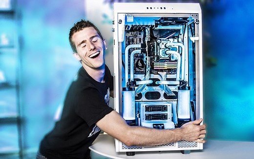 【官方双语】完全RGB水冷系统 我们连接头都没放过！#linus谈科技