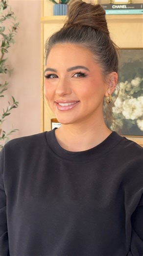 Jocelyn | Utah Makeup Artist on Instagram: "If you’re scared of contour, you need to watch this! ANYONE can use this simple contouring method to apply flawless, seamless contour every single time! Make sure to follow me for more quick and easy makeup tips!💋"