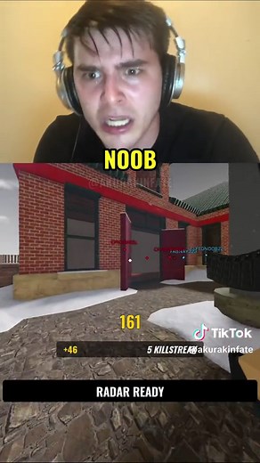 Noob vs Pro: Roblox FPS Gaming Comparison
