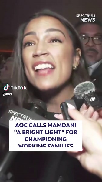 Ocasio-Cortez Celebrates Mamdani's Mayoral Victory