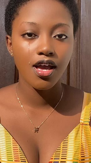 Stylish Striped V-Neck Outfit Inspiration