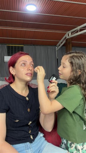 Mi SOBRINA me maquilla😂🥰 Part/2 #explorepage #viral | Doing My Makeup