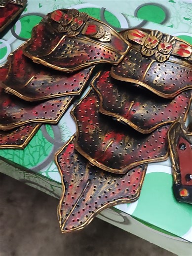 kombinasi warna yang ingin tampil berbeda #costumkarnaval #soundviraltiktok✅ #kostumkarnal2026 #fy #sewakostumkarnaval