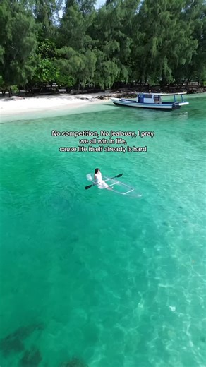 JULYTRIPTRAVEL on Instagram: "Main Canoe transparant cuma 2 jam dari jakarta? OPEN TRIP PULAU HARAPAN with @julytriptravel ‼️ Rp. 400.000/ pax/ orang TIDAK ADA MINIMAL PESERTA 🥰 Meeting Point : PELABUHAN KALIADEM MUARA ANGKE ❗️Meeting Point MARINA ada Add on Rp.560,000/ org _____ 🗓️ JADWAL OPEN TRIP Februari : 🗓️7-8 🗓️14-15 🗓️15-16 🗓️16-17 🗓️28-1 Maret : 🗓️7-8 🗓️14-15 🗓️18-19 🗓️19-20 🗓️20-21 🗓️21-22 🗓️22-23 🗓️23-24 🗓️28-29 Fasilitas 🙌🏻 Open Trip sudah All In Harga sudah termasu