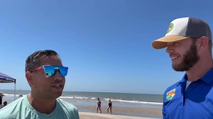 🌊🎤 Reel Me In: Beach Interview Time! 🎤🌊 We’re back on the sand with another round of Reel Me In Beach Interviews, where the sun is hot, the questions are fun, and the answers? Always unexpected. 😎 | Bolivar Beach Report