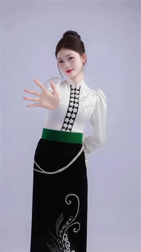 #hypic #hypiccreator Hướng dẫn bộ lọc hiệu ứng đặc biệt ảnh chân dung trang phục truyền thống của Google Gemini, sử dụng một bức ảnh để tạo hướng dẫn bộ lọc hiệu ứng đặc biệt ảnh chân dung trang phục truyền thống của Google Gemini, ý tưởng chỉnh sửa ảnh sáng tạo cho bộ lọc hiệu ứng đặc biệt ảnh chân dung trang phục truyền thống Google Gemini hướng dẫn bộ lọc hiệu ứng đặc biệt ảnh chân dung trang phục truyền thống, sử dụng một bức ảnh để tạo hướng dẫn bộ lọc hiệu ứng đặc biệt ảnh chân dung trang 