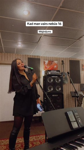 Dzied un spēlē pavadījumu @Ēriks 🎤👏 #kadmanvairsnebūs16