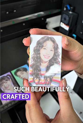 Want to know how to easily create such beautifully crafted card products?All thanks to this A3 UV printer machine-printing card #uvprinter #uvmakeup #uvprinting #cardUV