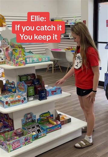 🖤❤️🤍 @Mrs. Bench #mrsbench #fidgettoysplus #smallbusiness #worldsbiggestfidgettoystore #ifyoucatchityoukeepit