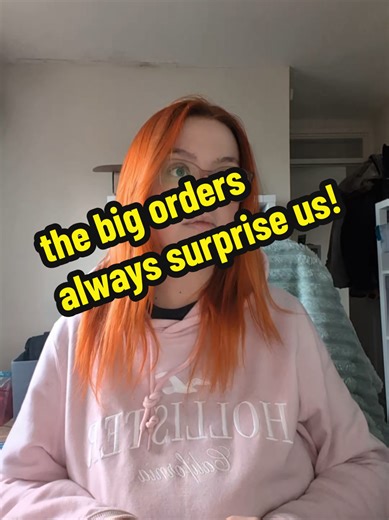 we LOVE every single order BUT the big orders always surprise us 😭 we can never thank you enough for choosing Meow Avenue, the place you come to spoil your feline friends 😻😻 and yes, Missy's is just as surprised! #meowavenue #catshop #handmadecattoys #cattiktokers #cattok